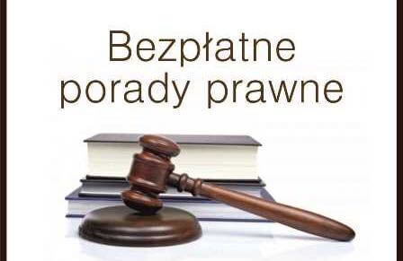 Książka obok niej młotek sędziowski, w tle napis bezpłatne porady prawne.