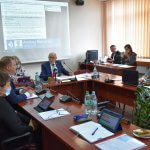 Zdjęcie przedstawia obrady Rady Powiatu w Policach