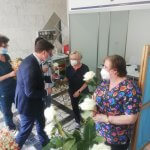 Życzenia i kwiaty z okazji Międzynarodowego Dnia Pielęgniarek i Położnych