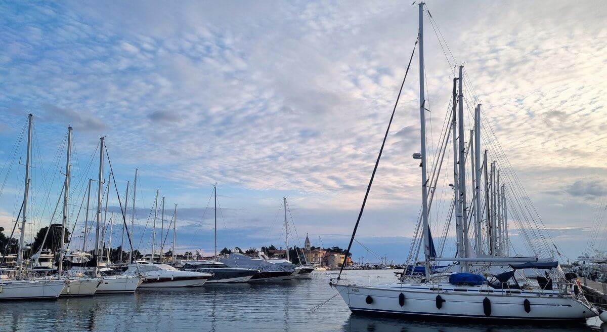 Jachty w porcie