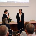 Członek Zarządu Powiatu w Policach Beata Chmielewska i Dyrektor Zespołu Szkół w Policach Agata Jarymowicz