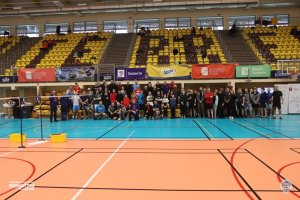 Uczestnicy turnieju badmintona "Babolat Cup"