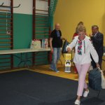 Prezekazanie upominków przez Burmistrza Władysława Diakuna