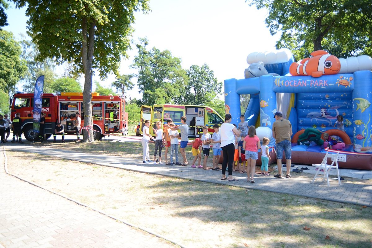 Uczestnicy Polsko-Ukraińskiego Festynu podczas zabaw