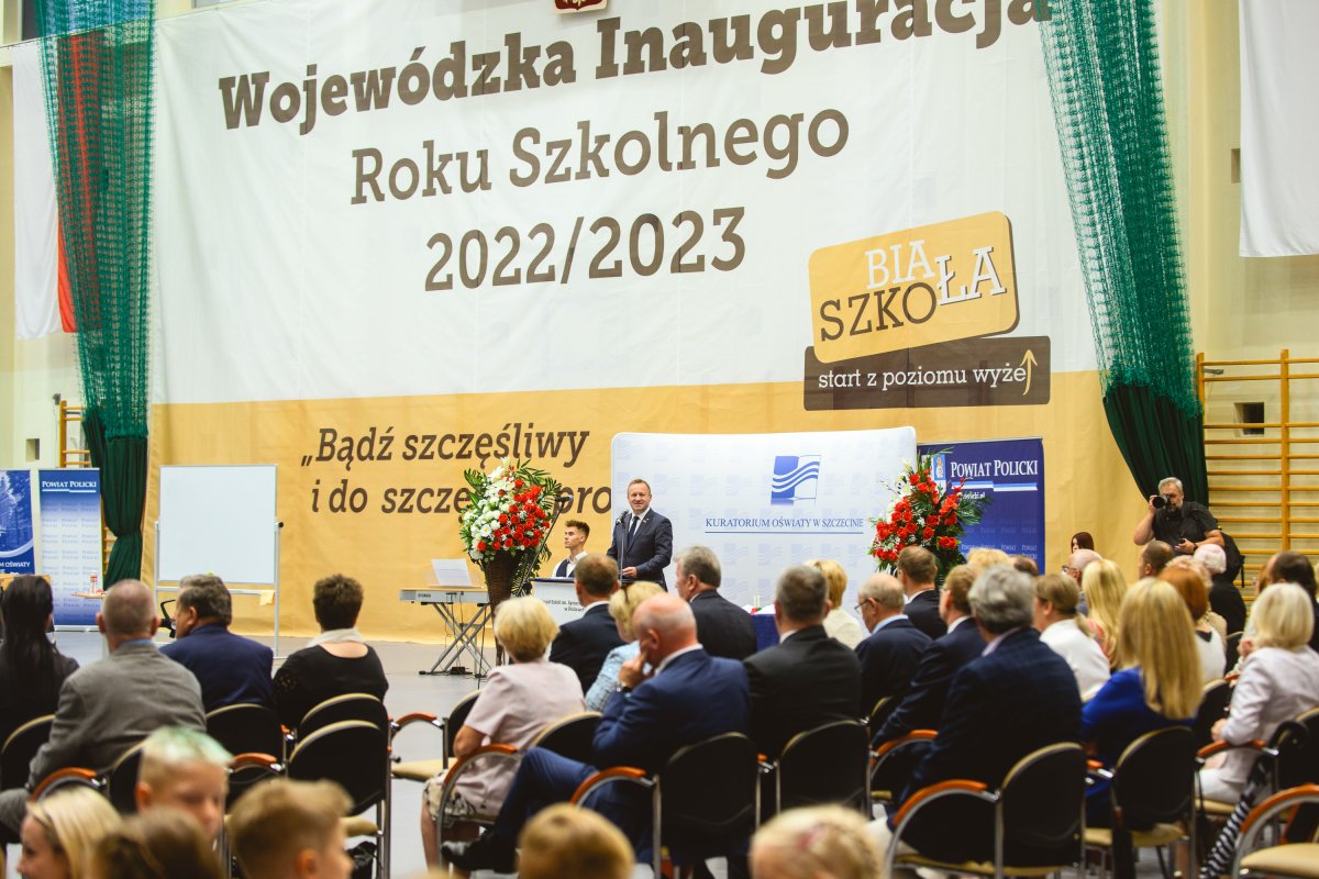 Wojewódzka Inauguracja Roku Szkolnego w Zespole Szkół im. I. Łukasiewicza w Policach
