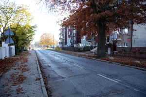 Ulica w Bezrzeczu przed rozpoczęciem remontu