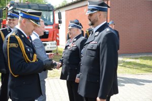 Nadanie odznaczeń dla strażaków podczas obchodów Dnia Strażaka