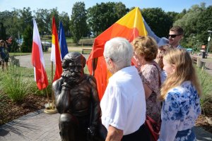 Odsłonięcie pomnika Aleksandra Doby w Trzebieży