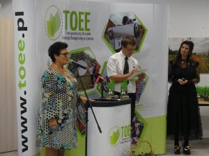 Dyrektor MOK Anna Ryl przemawia podczas jubileuszu 10-lecia ośrodka