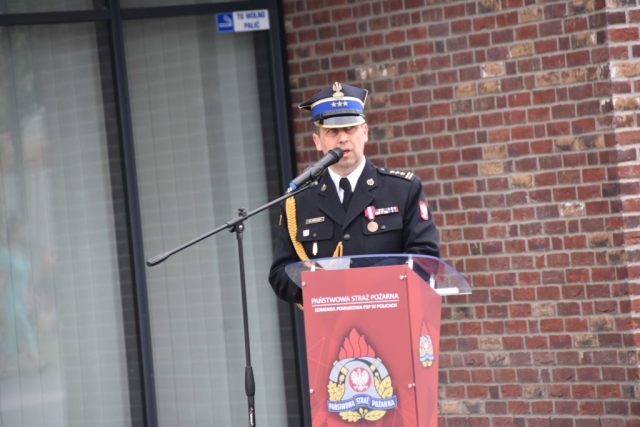 Przemówienie wygłaszane za mównicą po przyznaniu odznaczeń, awansów i wyróżnień.