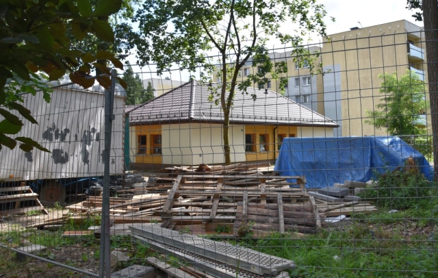 Remont budynku w PSONI od zewnętrznej strony