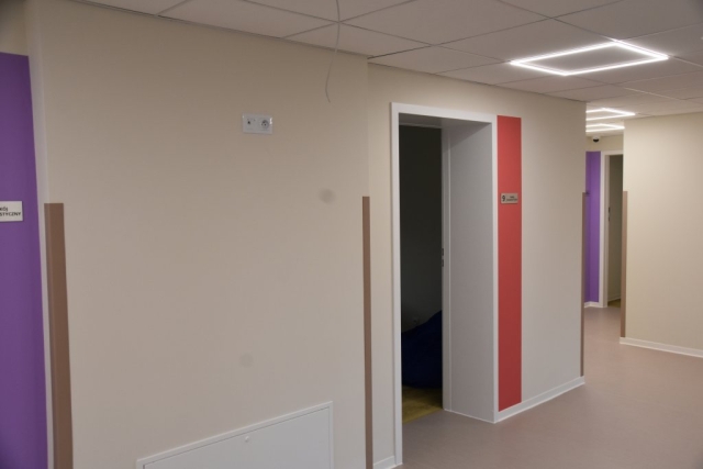 Zdjęcie kolorowego korytarza