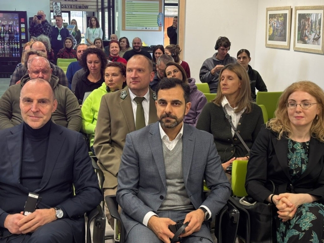 Starosta Policki z Wojewodą Zachodniopomorskim podczas wydarzenia.