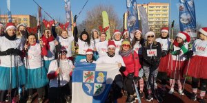 Uczestnicy Biegu Mikołajkowego