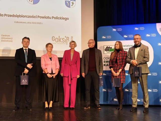 Nagrodzeni goście na scenie