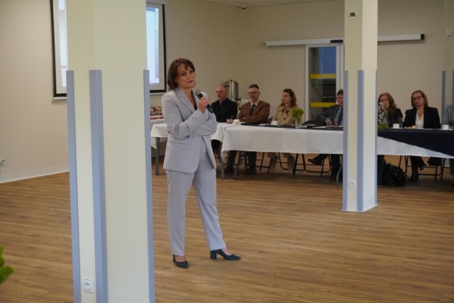 Pani Dyrektor Poradni Psychologiczno-Pedagogicznej w Policach odpowiada na zadane pytanie