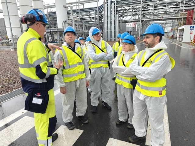 Zwiedzanie terenu Grupy Azoty podczas wizyty studyjnej