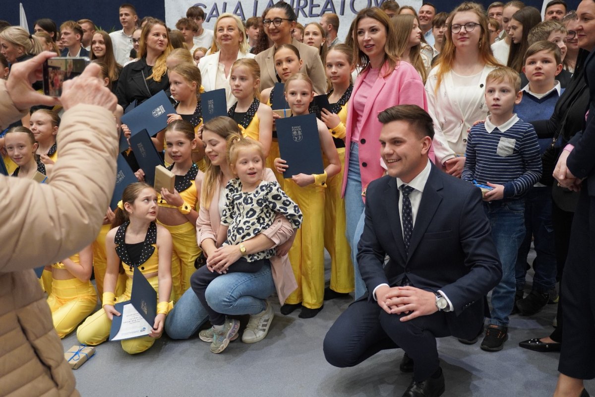 wicestarosta i nagrodzone dzieci