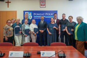 Podpisanie umów - Kompas na Powiat Policki